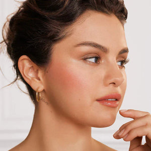 https://allurify.pk/products/sephora-favorites-makeup-must-haves-set?utm_source=copyToPasteBoard&utm_medium=product-links&utm_content=web