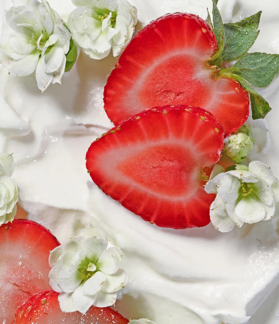 EOS - Shea Butter Body lotion Strawberry Dream