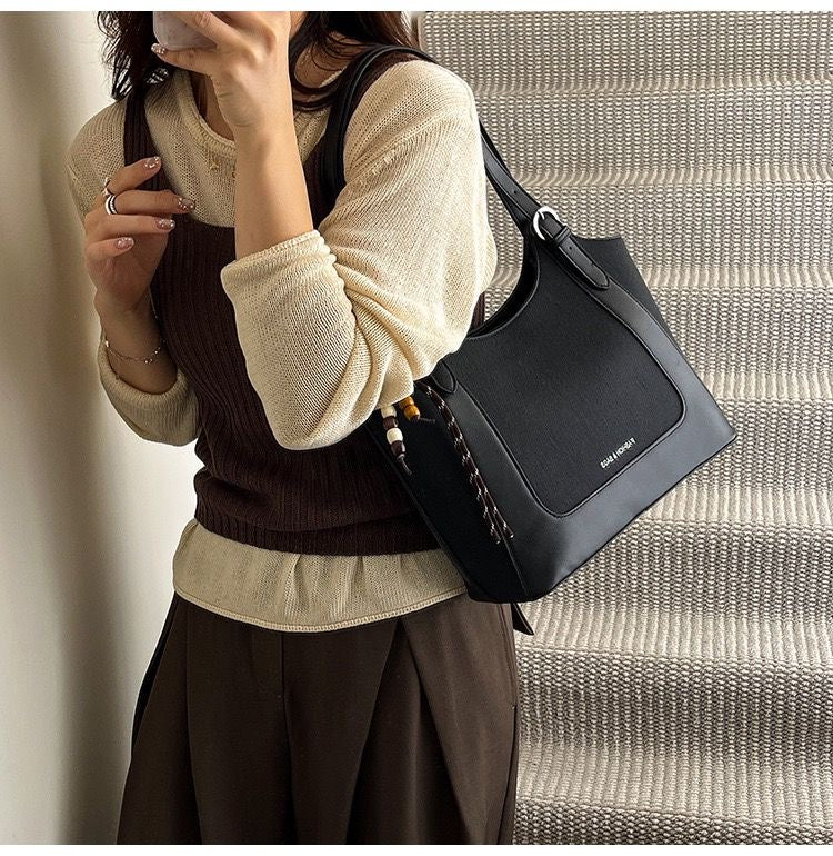 Bellavouge Bag