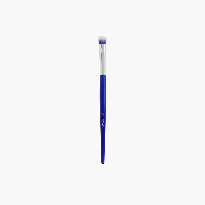 https://allurify.pk/products/revolution-relove-eye-pigment-eyeshadow-blending-brush-1-piece?utm_source=copyToPasteBoard&utm_medium=product-links&utm_content=web