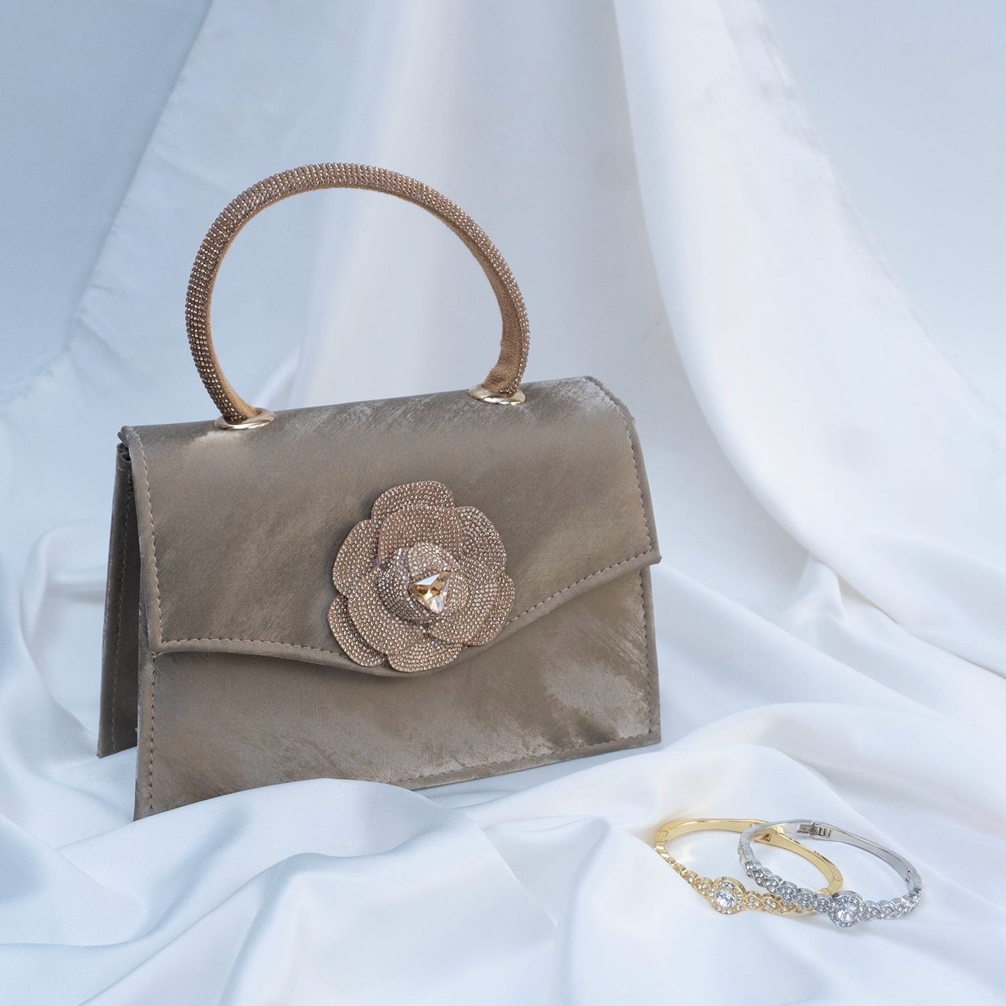 Bella Luxe Crossbody