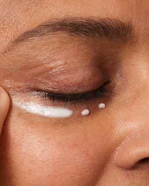 https://allurify.pk/products/cerave-skin-renewing-vitamin-c-eye-cream?variant=51733288649020