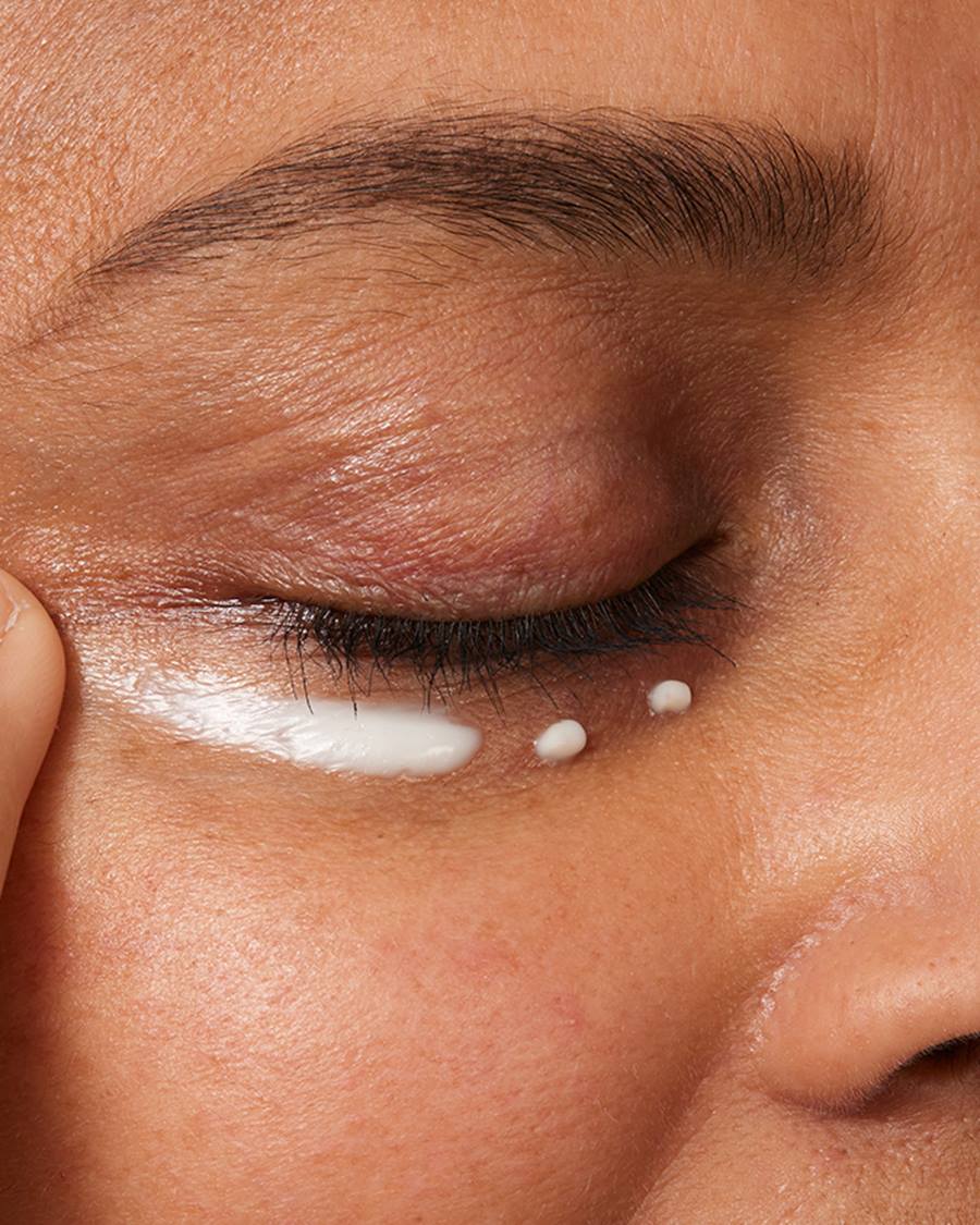 https://allurify.pk/products/cerave-skin-renewing-vitamin-c-eye-cream?variant=51733288649020