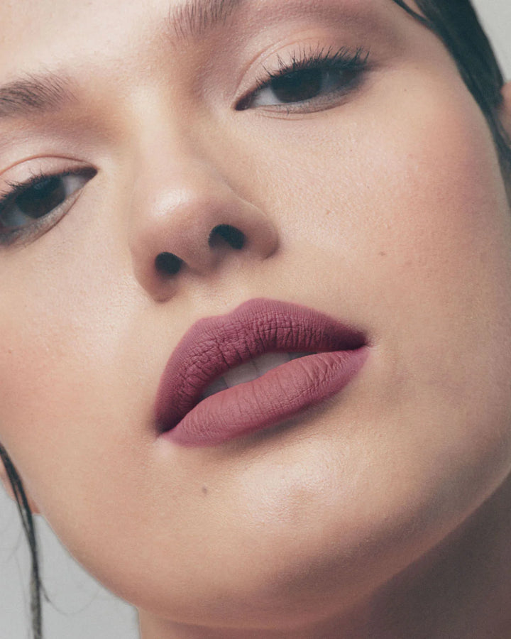 https://allurify.pk/products/fenty-beauty-its-riri-szn-3-piece-lip-set?utm_source=copyToPasteBoard&utm_medium=product-links&utm_content=web