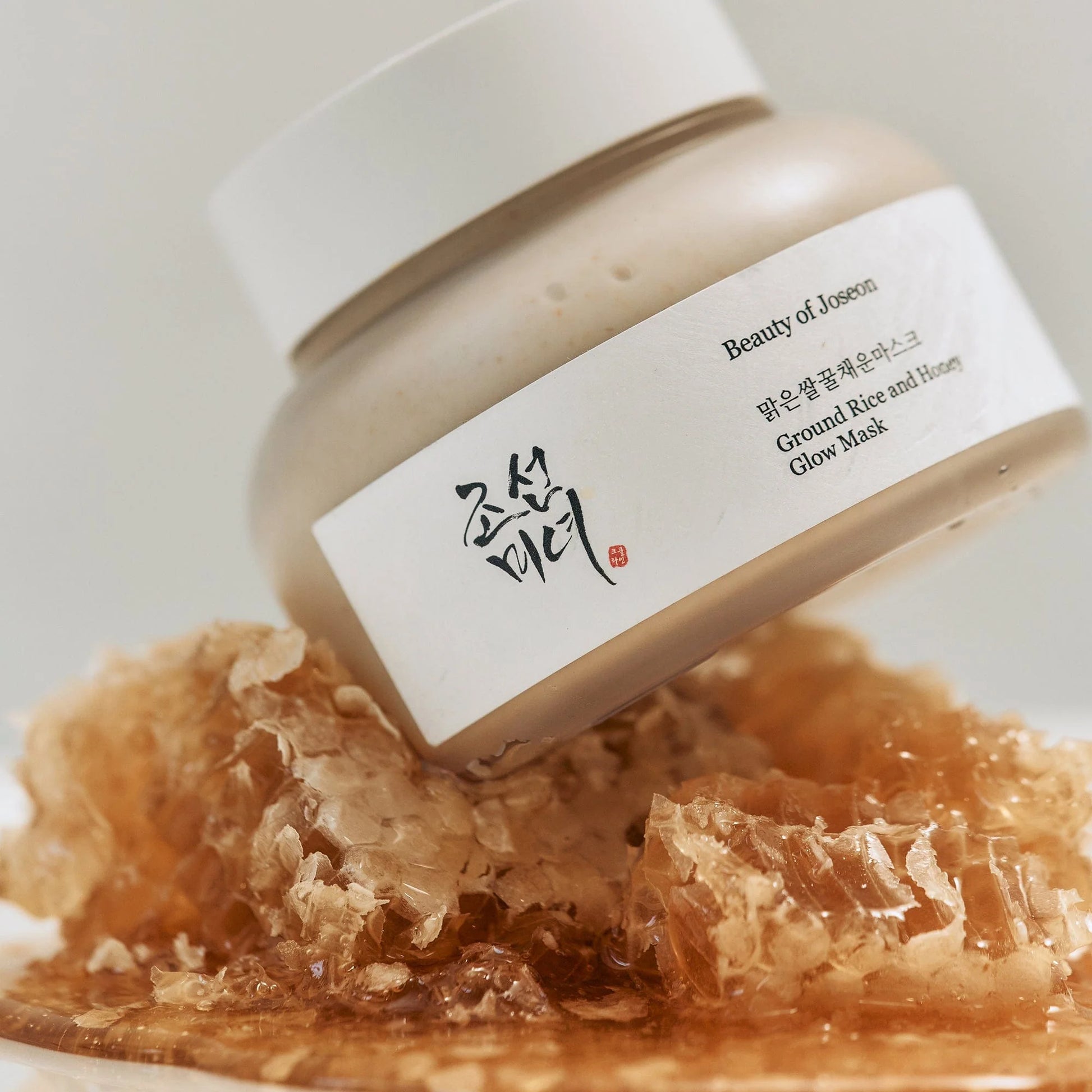 https://allurify.pk/products/beauty-of-joseon-ground-rice-and-honey-glow-mask?utm_source=copyToPasteBoard&utm_medium=product-links&utm_content=web