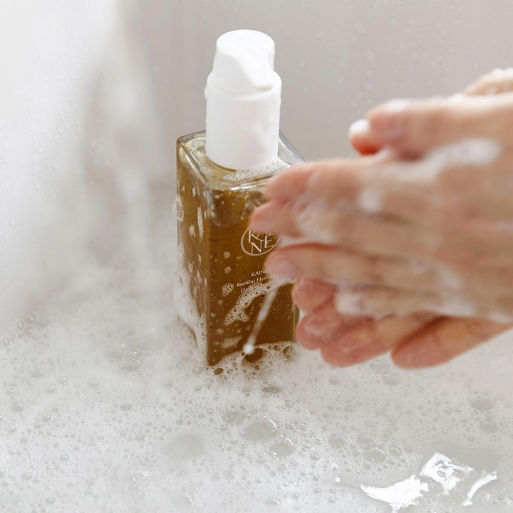 https://allurify.pk/products/kaine-kombu-hydrating-daily-cleanser?variant=51765182857532