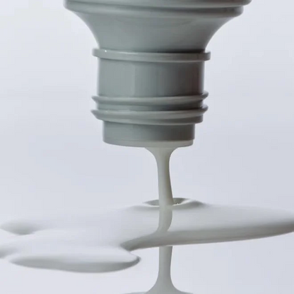 Rhode Glazing Milk Ceramide Facial Essence