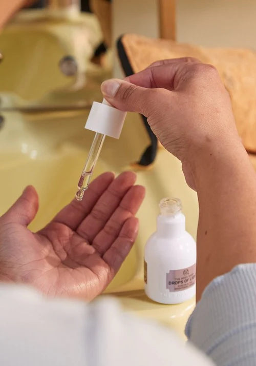 https://allurify.pk/products/the-body-shop-drops-of-light%E2%84%A2-brightening-serum
