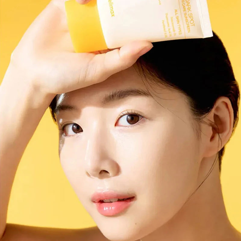 https://allurify.pk/products/celimax-pore-dark-spot-brightening-care-sunscreen?variant=51770756071740