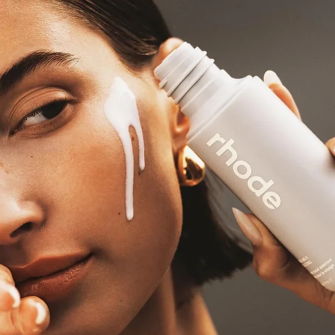 Rhode Glazing Milk Ceramide Facial Essence